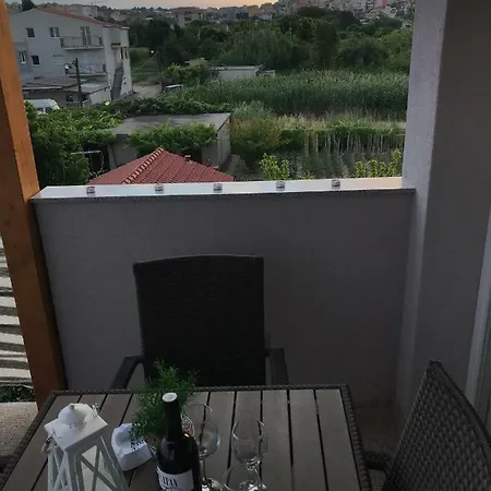 Sweet Corner 스플리트