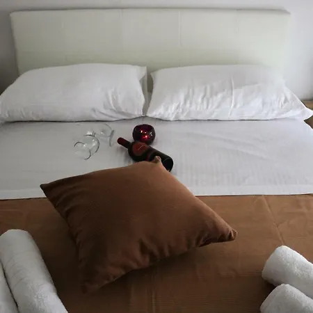 Sweet Corner Split