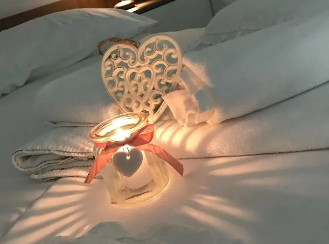 Daire Sweet Corner Split